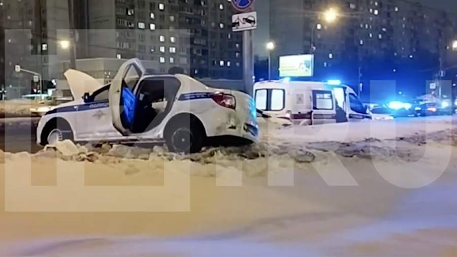На севере Москвы произошло ДТП с полицейской машиной