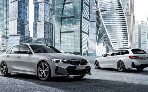 В Японии BMW рекламирует 3 Series изображением авто на фоне «Москва-Сити»